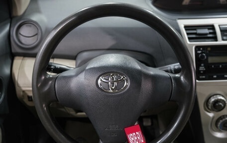 Toyota Yaris III рестайлинг, 2007 год, 599 000 рублей, 20 фотография