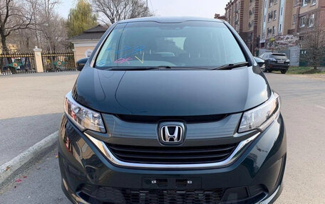 Honda Freed II, 2021 год, 1 580 000 рублей, 1 фотография