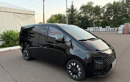 Hyundai Staria, 2025 год, 6 800 рублей, 4 фотография