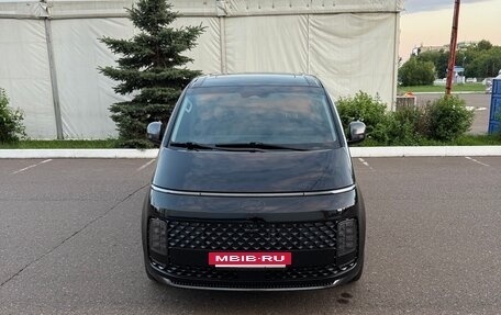 Hyundai Staria, 2025 год, 6 800 рублей, 3 фотография
