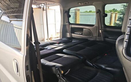 Hyundai Starex I рестайлинг, 2003 год, 900 000 рублей, 11 фотография