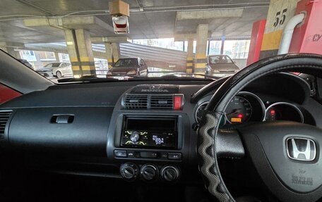 Honda Fit III, 2003 год, 420 000 рублей, 10 фотография