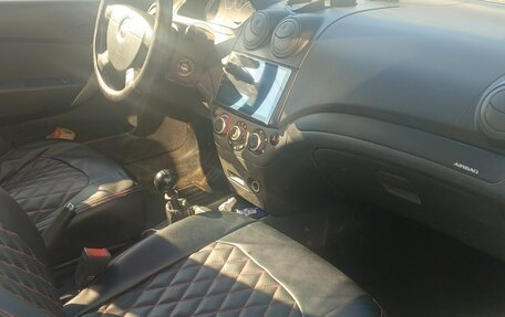 Chevrolet Aveo III, 2010 год, 375 000 рублей, 3 фотография