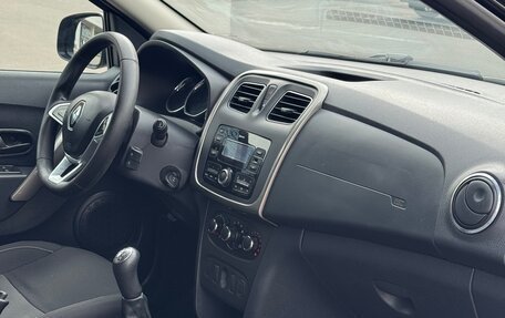 Renault Logan II, 2019 год, 750 000 рублей, 16 фотография