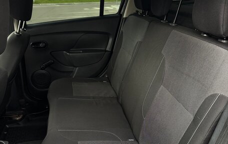 Renault Logan II, 2019 год, 750 000 рублей, 19 фотография