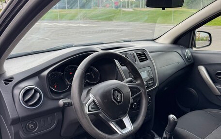 Renault Logan II, 2019 год, 750 000 рублей, 20 фотография