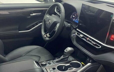 Toyota Highlander, 2026 год, 5 499 000 рублей, 10 фотография