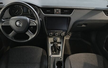 Skoda Octavia, 2013 год, 1 100 000 рублей, 11 фотография