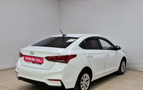 Hyundai Solaris II рестайлинг, 2017 год, 995 000 рублей, 5 фотография