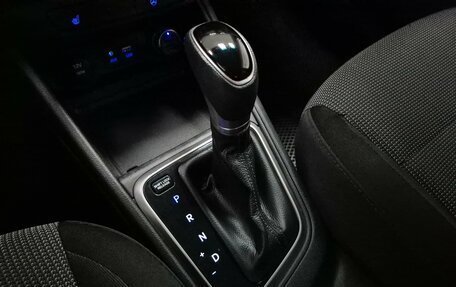 Hyundai Solaris II рестайлинг, 2017 год, 995 000 рублей, 23 фотография