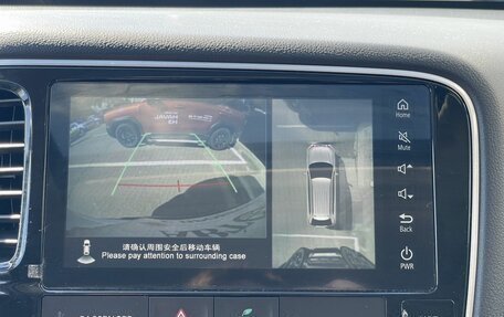 Mitsubishi Outlander III рестайлинг 3, 2022 год, 3 219 000 рублей, 16 фотография