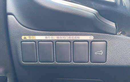 Mitsubishi Outlander III рестайлинг 3, 2022 год, 3 219 000 рублей, 19 фотография