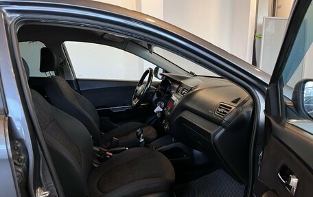 KIA Rio III рестайлинг, 2012 год, 710 000 рублей, 29 фотография