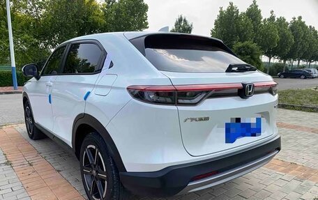 Honda Vezel, 2023 год, 1 700 000 рублей, 4 фотография