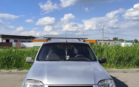 Chevrolet Niva I рестайлинг, 2004 год, 300 000 рублей, 1 фотография