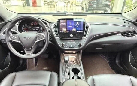 Chevrolet Malibu IX, 2022 год, 1 090 000 рублей, 6 фотография