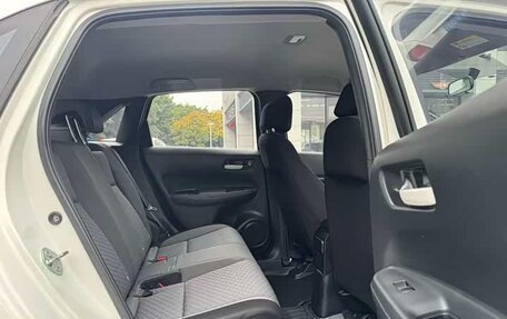 Honda Fit, 2022 год, 990 000 рублей, 6 фотография