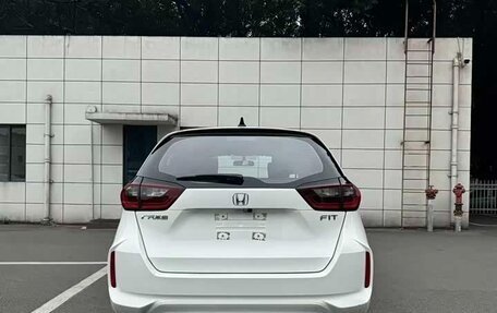 Honda Fit, 2022 год, 990 000 рублей, 7 фотография