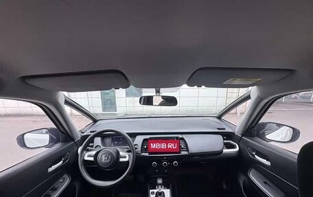 Honda Fit, 2022 год, 990 000 рублей, 3 фотография