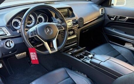Mercedes-Benz E-Класс, 2013 год, 2 650 000 рублей, 17 фотография