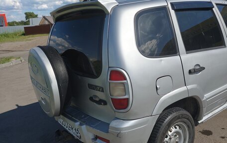Chevrolet Niva I рестайлинг, 2004 год, 300 000 рублей, 5 фотография