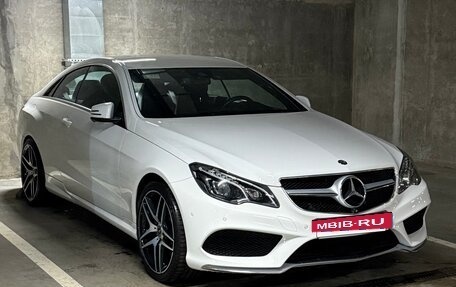 Mercedes-Benz E-Класс, 2013 год, 2 650 000 рублей, 25 фотография
