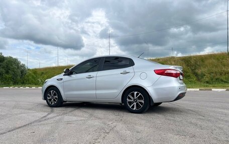 KIA Rio III рестайлинг, 2013 год, 850 000 рублей, 2 фотография