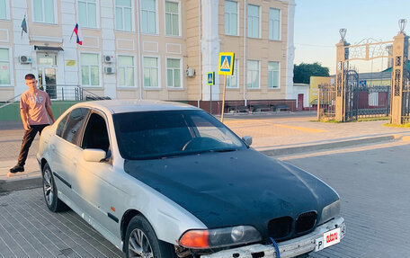 BMW 5 серия, 1998 год, 310 000 рублей, 3 фотография