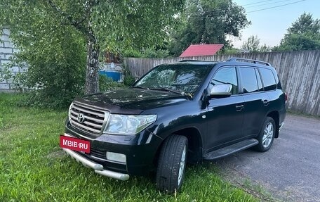Toyota Land Cruiser 200, 2008 год, 1 999 000 рублей, 10 фотография