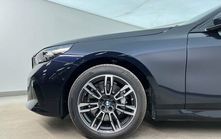 BMW 5 серия, 2025 год, 8 620 000 рублей, 14 фотография