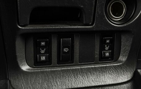 Toyota RAV4, 2005 год, 1 070 000 рублей, 16 фотография