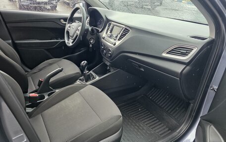 Hyundai Solaris II рестайлинг, 2019 год, 1 350 000 рублей, 9 фотография