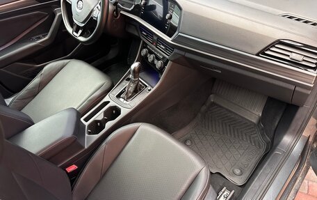 Volkswagen Jetta VII, 2019 год, 1 900 000 рублей, 20 фотография