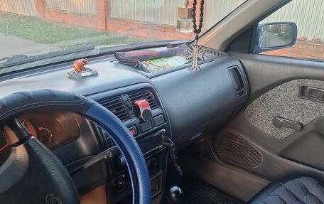 Nissan Almera, 1998 год, 130 000 рублей, 3 фотография
