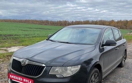 Skoda Superb III рестайлинг, 2012 год, 800 000 рублей, 2 фотография