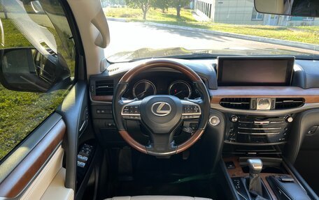 Lexus LX III, 2016 год, 6 350 000 рублей, 26 фотография