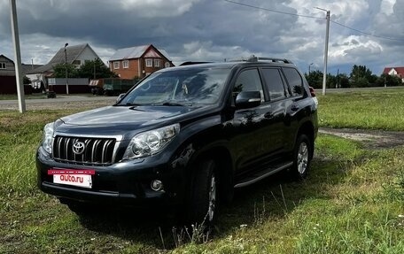 Toyota Land Cruiser Prado 150 рестайлинг 2, 2013 год, 3 800 000 рублей, 2 фотография