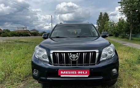 Toyota Land Cruiser Prado 150 рестайлинг 2, 2013 год, 3 800 000 рублей, 3 фотография