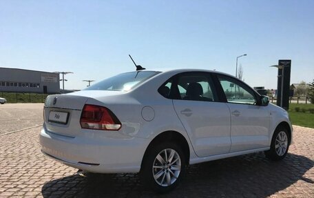 Volkswagen Polo VI (EU Market), 2018 год, 1 370 000 рублей, 2 фотография