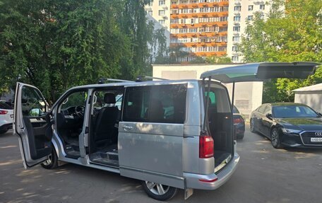 Volkswagen Multivan T6 рестайлинг, 2016 год, 3 650 000 рублей, 7 фотография