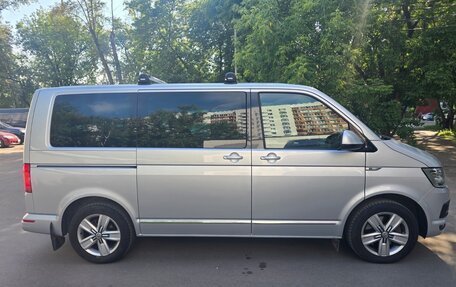 Volkswagen Multivan T6 рестайлинг, 2016 год, 3 650 000 рублей, 4 фотография