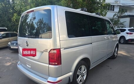Volkswagen Multivan T6 рестайлинг, 2016 год, 3 650 000 рублей, 3 фотография