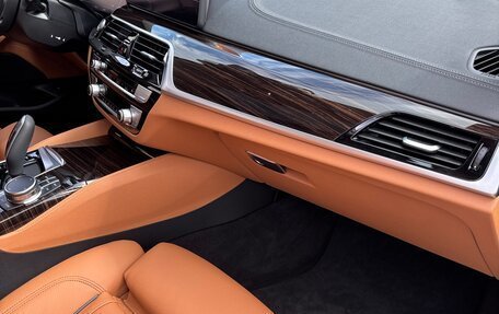 BMW 5 серия, 2023 год, 5 690 000 рублей, 13 фотография