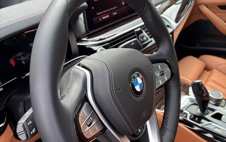 BMW 5 серия, 2023 год, 5 690 000 рублей, 10 фотография