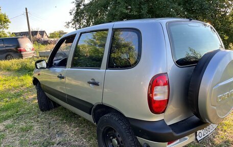 Chevrolet Niva I рестайлинг, 2004 год, 390 000 рублей, 4 фотография