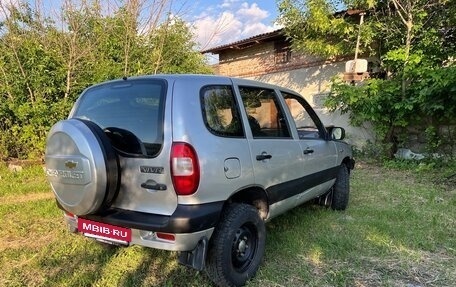 Chevrolet Niva I рестайлинг, 2004 год, 390 000 рублей, 9 фотография