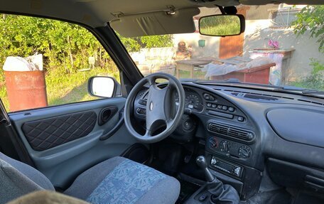 Chevrolet Niva I рестайлинг, 2004 год, 390 000 рублей, 17 фотография