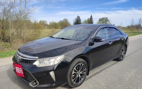 Toyota Camry, 2015 год, 2 000 000 рублей, 2 фотография