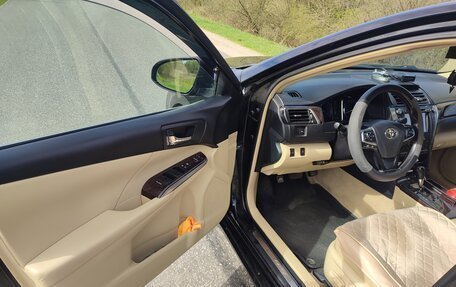 Toyota Camry, 2015 год, 2 000 000 рублей, 11 фотография