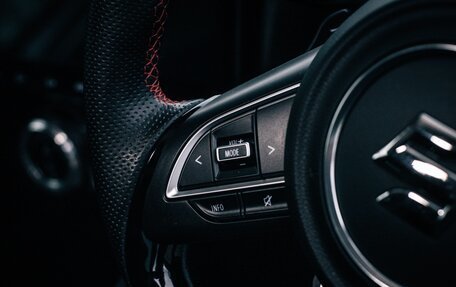 Suzuki Swift V, 2020 год, 1 390 000 рублей, 10 фотография